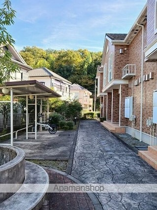 ガーデンスクエア片倉[2LDK/57.22m2]の共用部