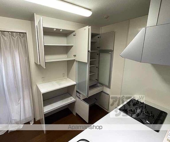 御所南貸家の内装写真