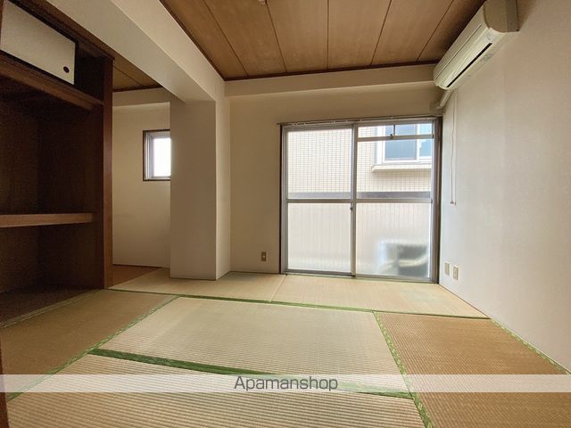 スカバーティの内装写真