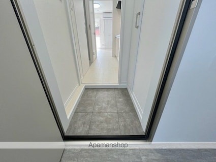 レジーナ[1K/26m2]の玄関