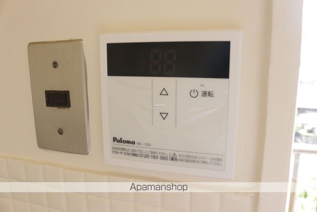 ヴィラナリー三原5号棟の内装写真