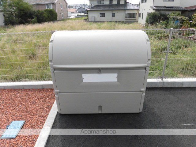 コマース グローリーIIの外観写真