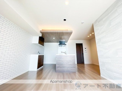 ヴィステリオ　プレミア[3LDK/81.56m2]の内装2