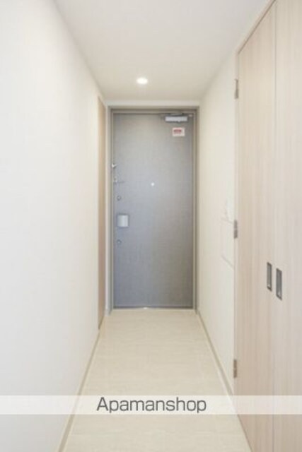 レガシス中目黒[1R/28.16m2]の玄関