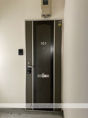 ハイツ美英の玄関写真
