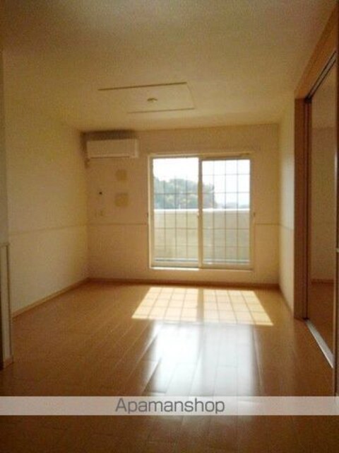 コリーヌ　メゾン[2LDK/57.58m2]のリビング・居間