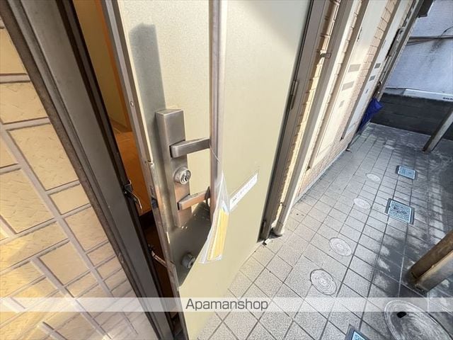 リヴェール東林間の玄関写真