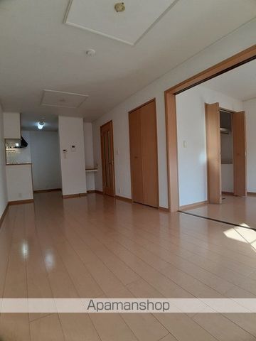 パストラルコート岩出 Iの内装写真