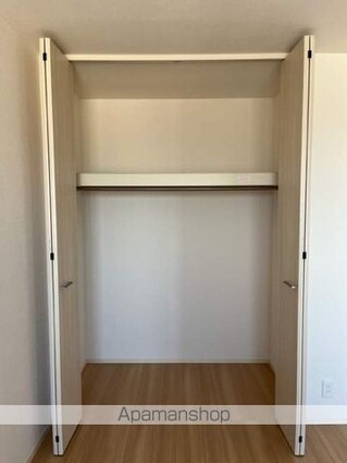 Ｆｌｏｒｉａ[2LDK/61.23m2]の収納