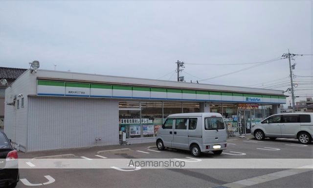 高岡市向野町貸家A棟の周辺写真