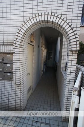 ルネ余丁町[1K/14.33m2]のエントランス