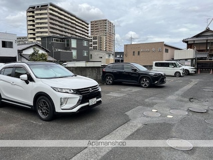 ＥＭ１０２２[1K/22m2]の駐車場6