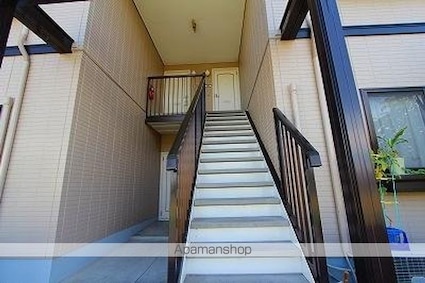 フレグランス中塚Ａ棟[2LDK/57.42m2]のエントランス