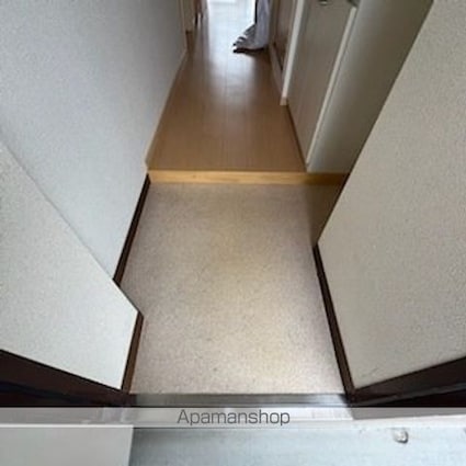 メゾンエスポワールⅡ[1LDK/47.23m2]の玄関