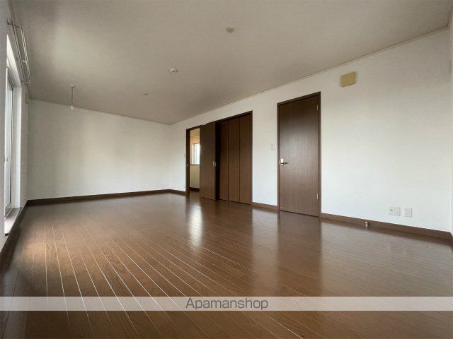長津田戸建の内装写真