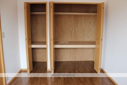 広島県府中市中須町[2LDK/65.64m2]の収納