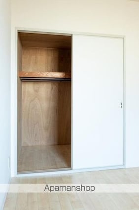 パークハイムカタモト[3LDK/69.3m2]の収納