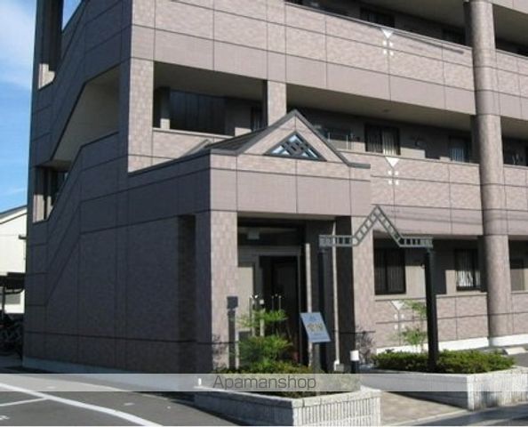 山陽本線 東福山駅 徒歩60分 3階建 築19年の玄関写真