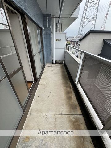 クリスタルシャトーSUZUKIの内装写真