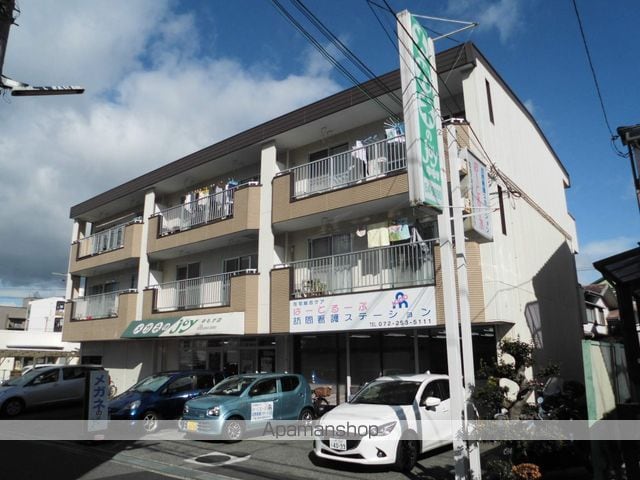 第1タツミマンションの外観写真