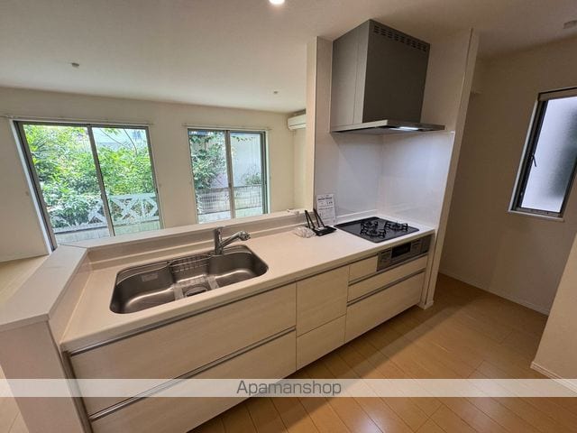 船橋市 2階建 築4年の内装写真