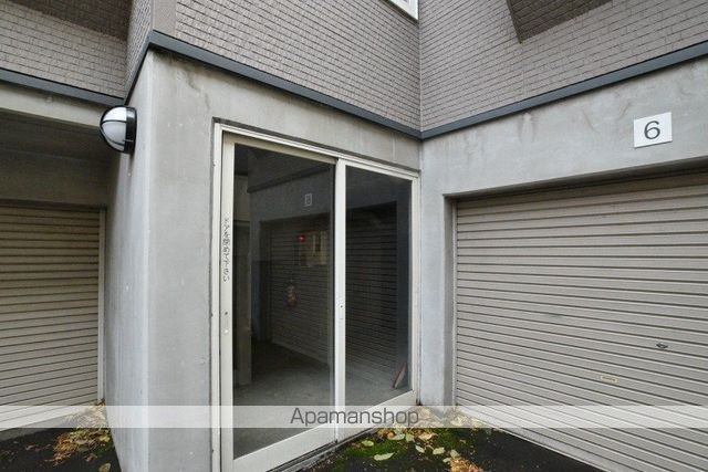 カーメルハウス月寒SEの玄関写真