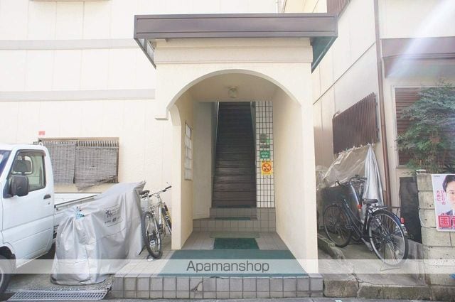 ロフティ西九条の玄関写真