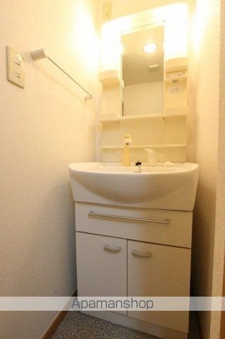 ラージウエストの内装写真