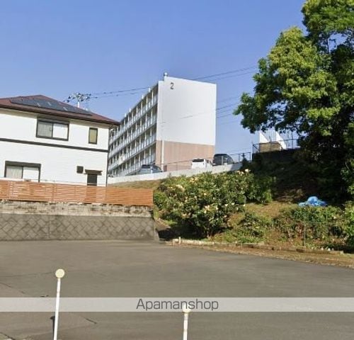 ビレッジハウス栗面2号棟の外観写真