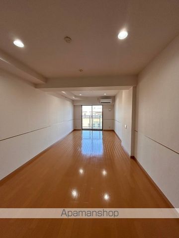ロイヤルパークスシーサーの内装写真