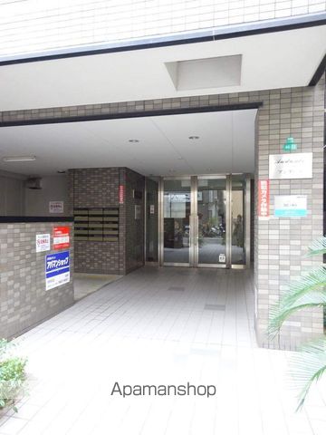 アンダンテの玄関写真
