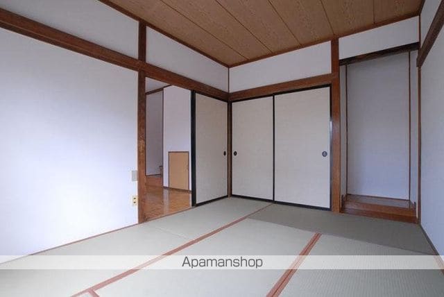 原田小堂見荘ロ号の内装写真