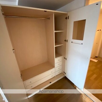 ハイツ宮の森Ⅱ番館[1K/22.95m2]の収納