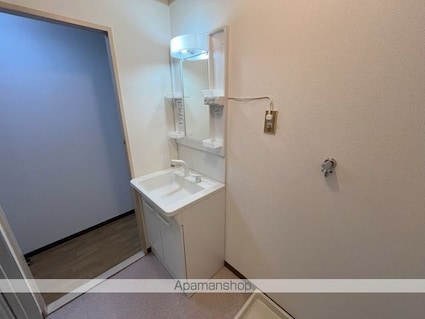 滋賀県長浜市公園町[3LDK/57.24m2]の洗面所