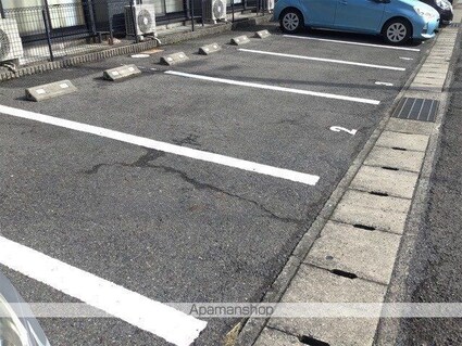 レオパレスＡＳＡＧＯＥ１７[1K/20.28m2]の駐車場