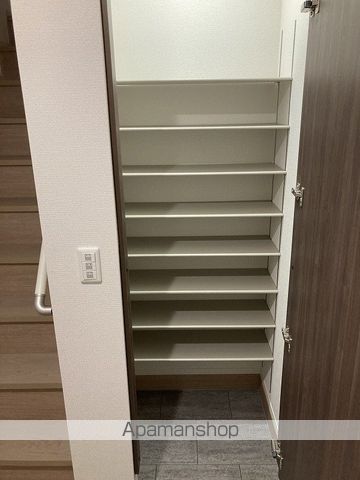 セブンワンテン Mの内装写真