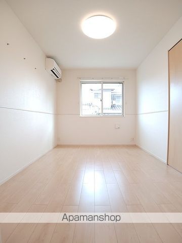 ヴィラフィオーレ藤原 IIIの内装写真