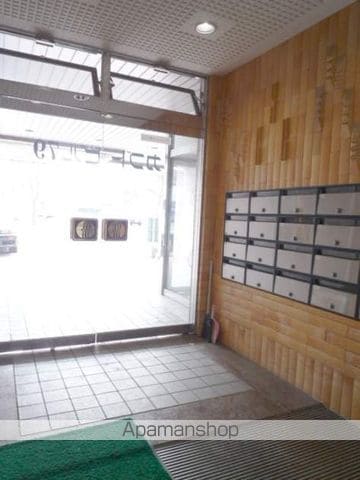 第18ふじい宅建ビルの外観写真