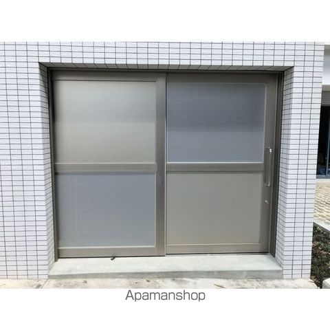 メイボーテセラのその他写真