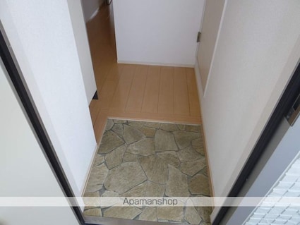 ＱＵＡＬＩＡ[1LDK/41.67m2]の玄関