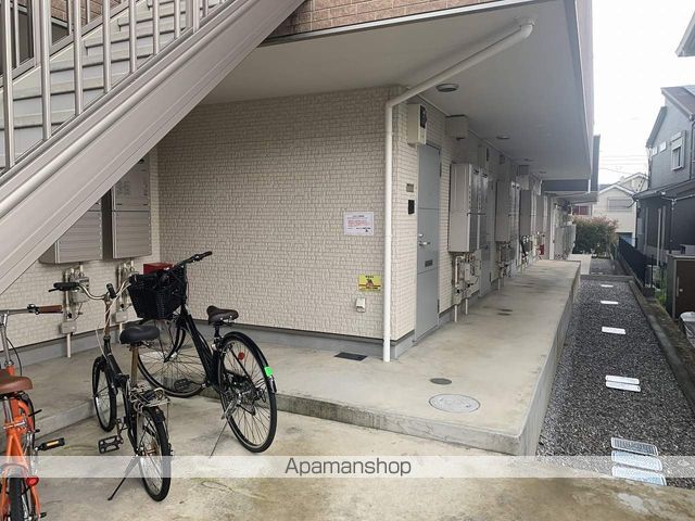 フラットヒルの玄関写真