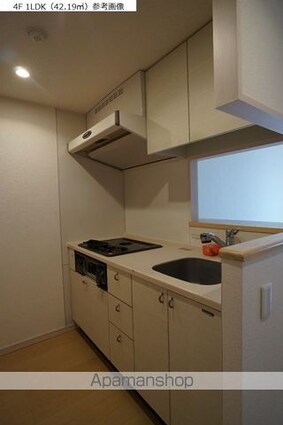 エスティメゾン四谷坂町（旧ジェイフラッツ）[1LDK/41.49m2]のキッチン