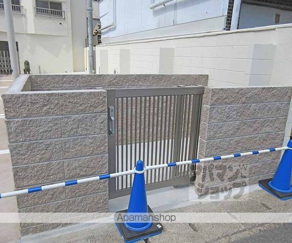 サンローラン新十条の外観写真