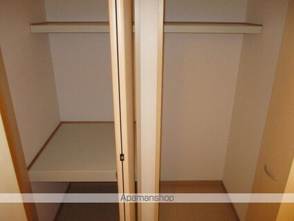 フェニックス　ＥＦ[1LDK/62.1m2]の収納