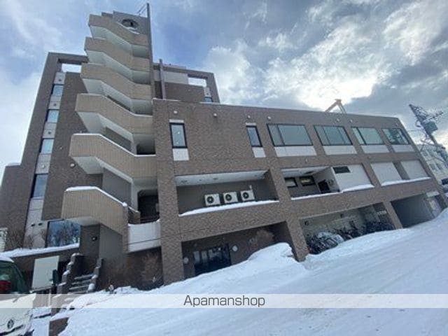 アクティヴマンションの外観写真
