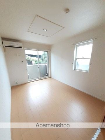 フロイデ KANAGEN IIの内装写真