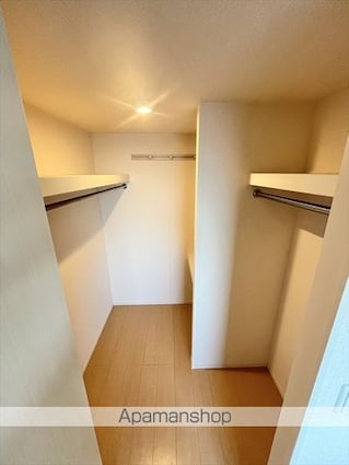 和歌山県和歌山市紀三井寺[3LDK/79.86m2]の収納