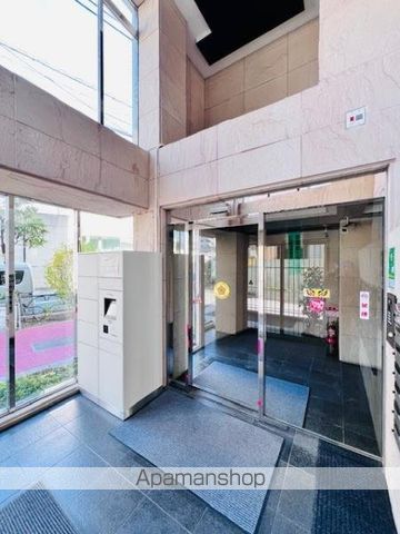 ISM西日暮里の玄関写真