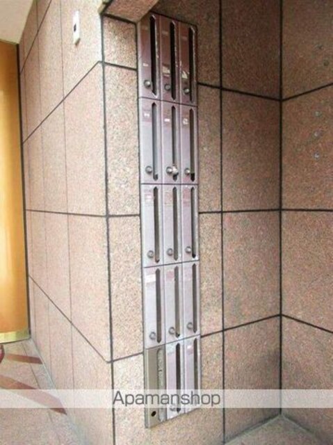 和歌山県和歌山市畑屋敷円福院西ノ丁[店舗/69.3m2]の共用部1