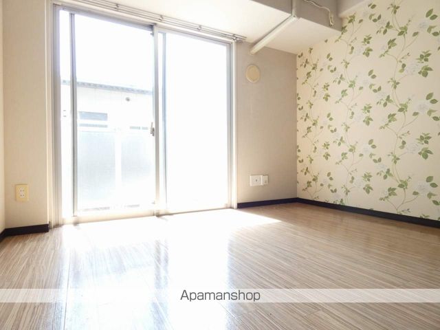 IS常盤の内装写真